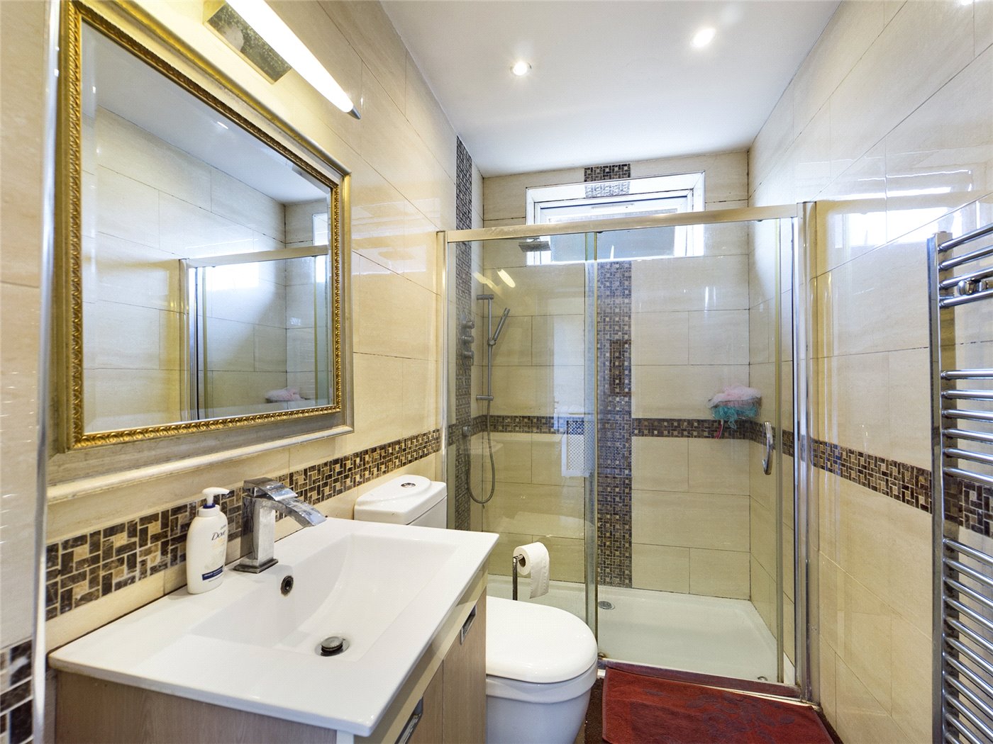 Gf Shower Room